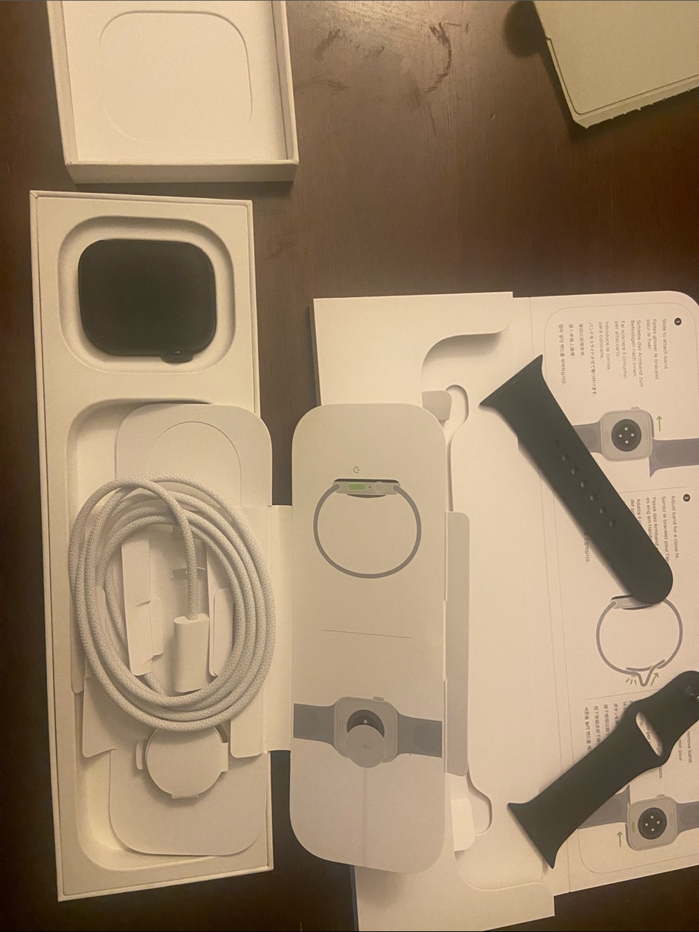 Apple Watch series 11 42MM jet black AI black SB S/M  GPS - Picture 6 of 11